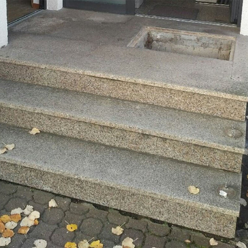 Beschadigte Podeste und Treppen Einfamilienhaus Beschadigte Podeste und Treppen Einfamilienhaus