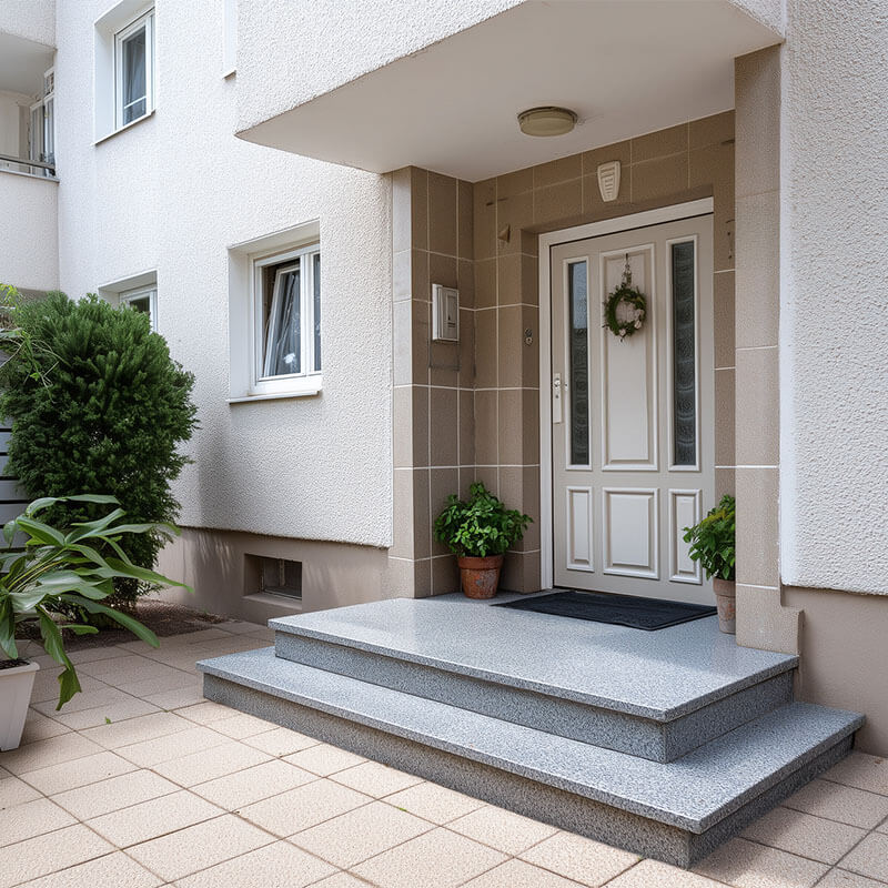 Mehrfamilienhaus Podes-Sanierung InnoStone